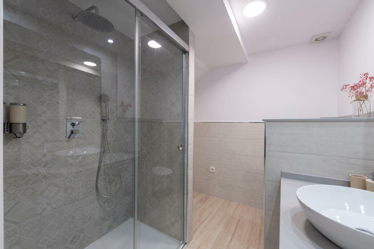 Apartamentos Mar De Fondo Muxia Luaran gambar