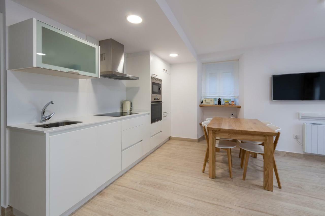 Apartamentos Mar De Fondo Muxia Luaran gambar